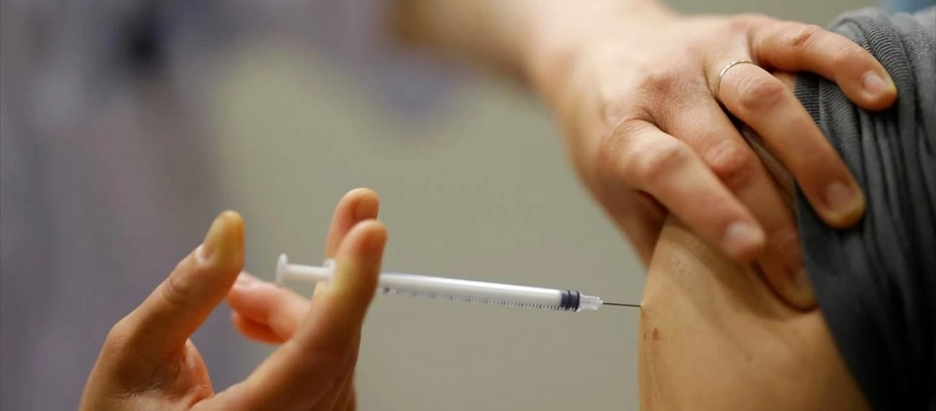 Οι ΗΠΑ εξετάζουν να ανοίξουν τα σύνορα στους πλήρως εμβολιασμένους κατά του κορωνοϊού